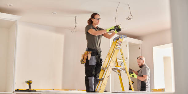 Best Emergency Electrical Repair  in Lakewood, IL